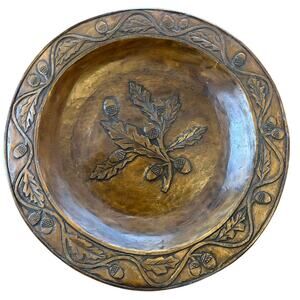 Large Brown Wooden Plate Woodland Theme Acorns Farmhouse Decorative Centerpiece